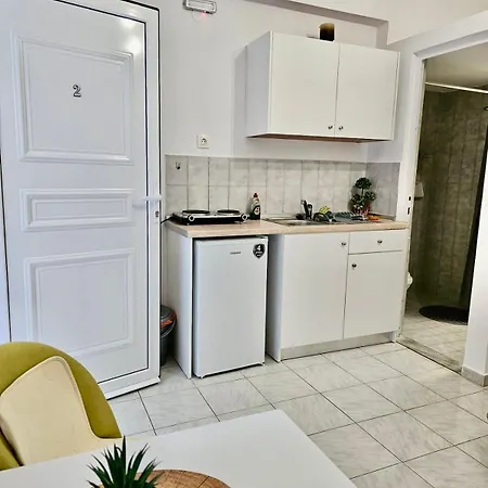 Tsambika Apartment *